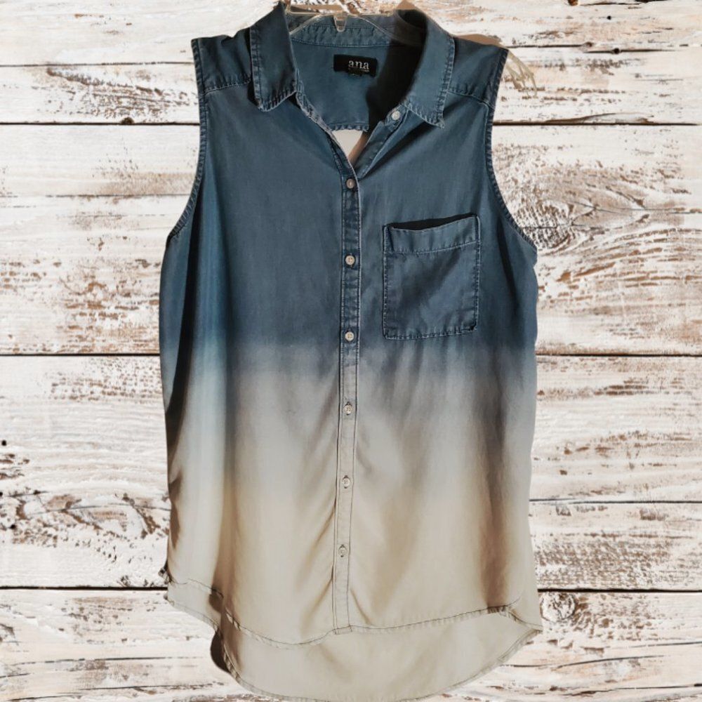 a.n.a. Light Blue and White Sleeveless Ombre Denim Button Down Shirt Top